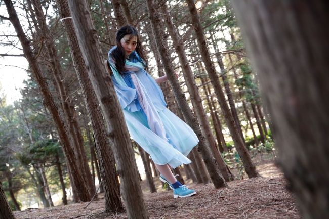 福原遥1stフォトブック「はるかいろ」 東京ニュース通信社刊