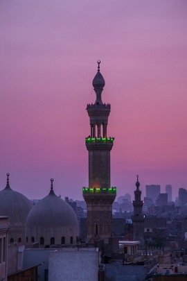 エジプト　カイロのモスクのミナレット（尖塔）