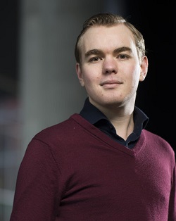 著者　(c) Merlijn Doomernik