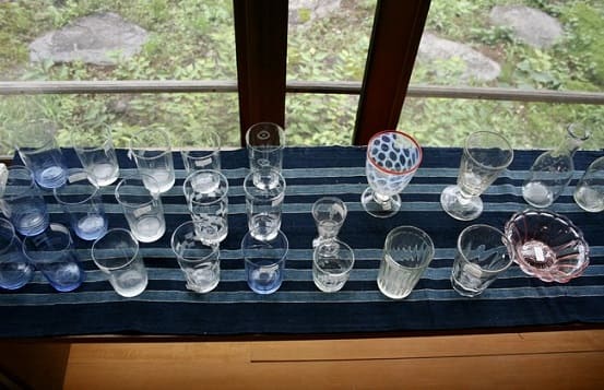 家具と生活雑貨の店「巣巣」は東京から富山に移転。家賃や倉庫代などのランニングコストを抑えながら無理せず営業できるようになった。