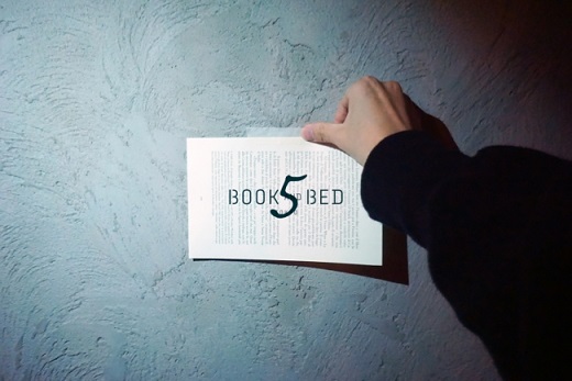 泊まれる本屋「BOOK AND BED TOKYO」5店舗目が東京・新宿コマ劇前広場に2018年春オープン